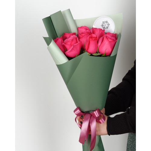 Купить на заказ Букет из 7 розовых роз с доставкой в Аксае