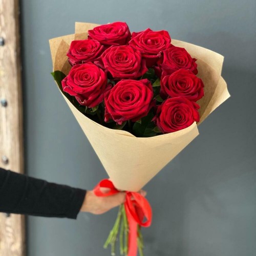 Купить на заказ Букет из 9 красных роз с доставкой в Аксае