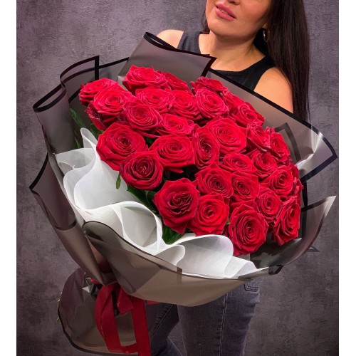 Купить на заказ Букет из 35 красных роз с доставкой в Аксае