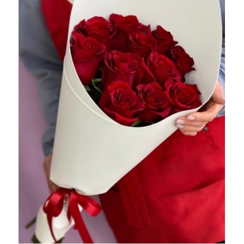 Купить на заказ Букет из 11 красных роз с доставкой в Аксае