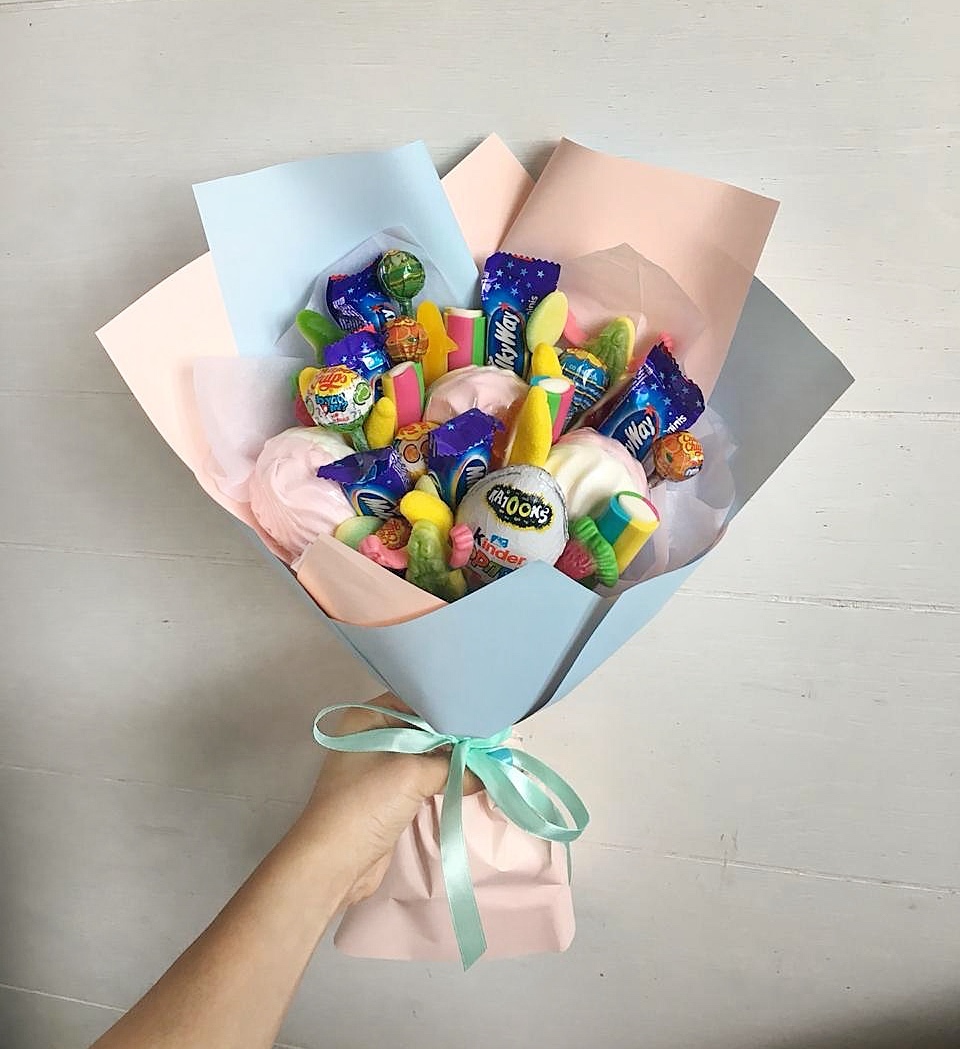 Букет из сладостей для девочки